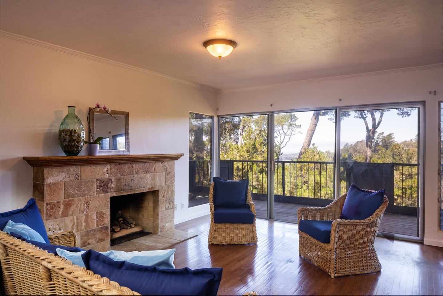 Detail Gallery Image 1 of 23 For 33 Del Mesa, Carmel,  CA 93923 - 2 Beds | 2 Baths