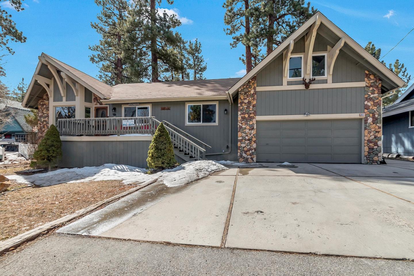Detail Gallery Image 1 of 1 For 41557 Swan Dr, Big Bear Lake,  CA 92315 - 3 Beds | 2/1 Baths