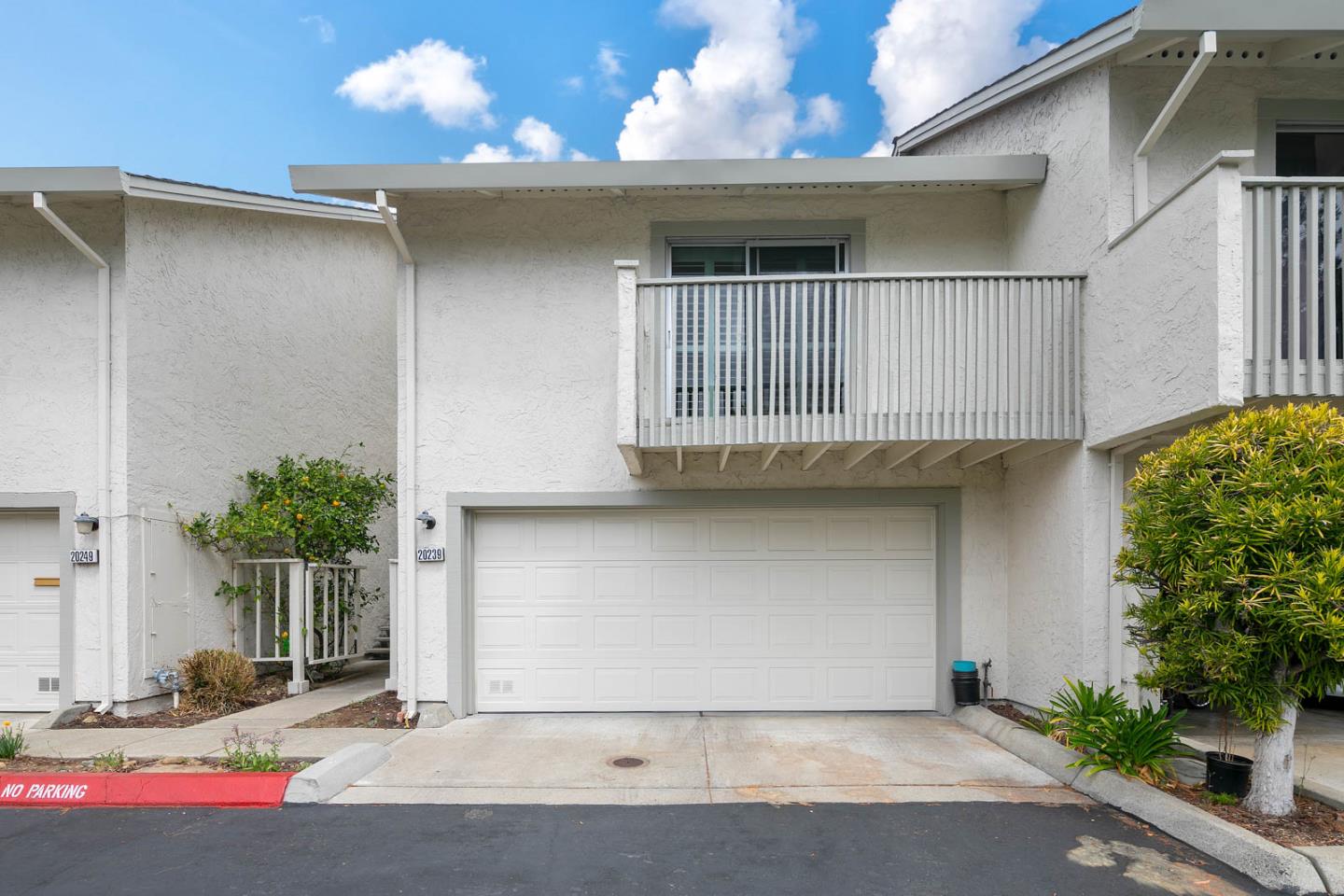 Detail Gallery Image 1 of 1 For 20239 Northwest Sq, Cupertino,  CA 95014 - 3 Beds | 2 Baths