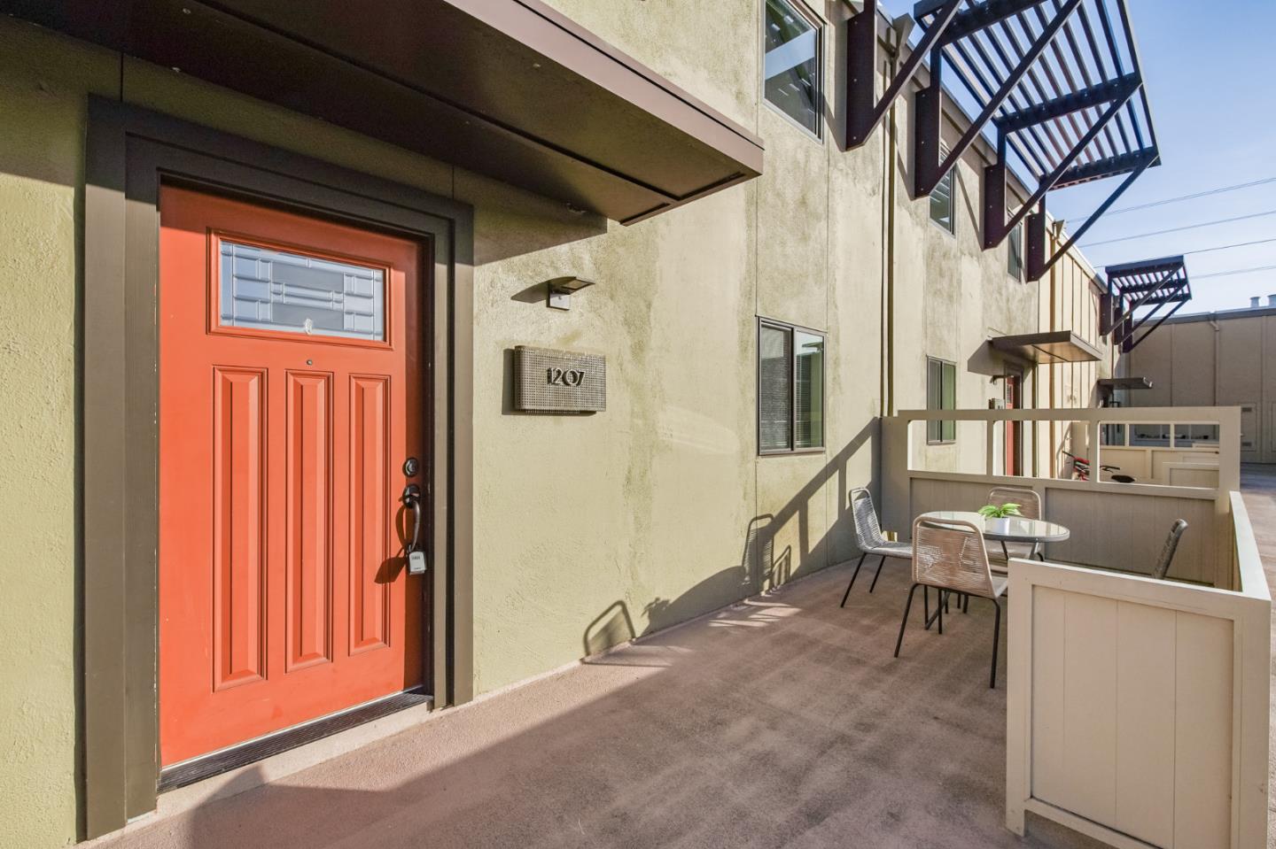 Detail Gallery Image 1 of 1 For 1207 Admiralty Ln, Foster City,  CA 94404 - 3 Beds | 2/1 Baths