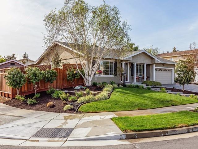 Detail Gallery Image 1 of 1 For 972 Hurlstone Ln, San Jose,  CA 95120 - 4 Beds | 2 Baths