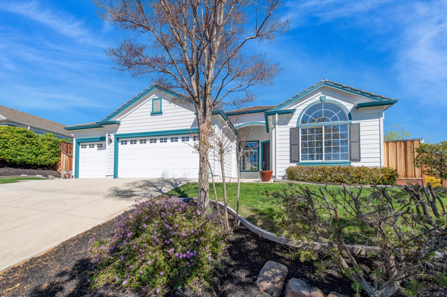 Detail Gallery Image 1 of 1 For 4278 Bellmawr Dr, Livermore,  CA 94551 - 4 Beds | 2 Baths