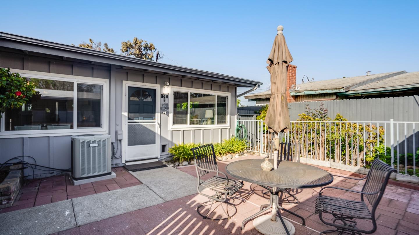 Detail Gallery Image 1 of 1 For 1561 Lago St #3,  San Mateo,  CA 94403 - 2 Beds | 1 Baths