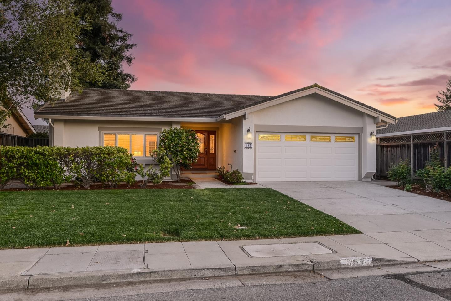 Detail Gallery Image 1 of 1 For 954 Bluebonnet Dr, Sunnyvale,  CA 94086 - 4 Beds | 2 Baths