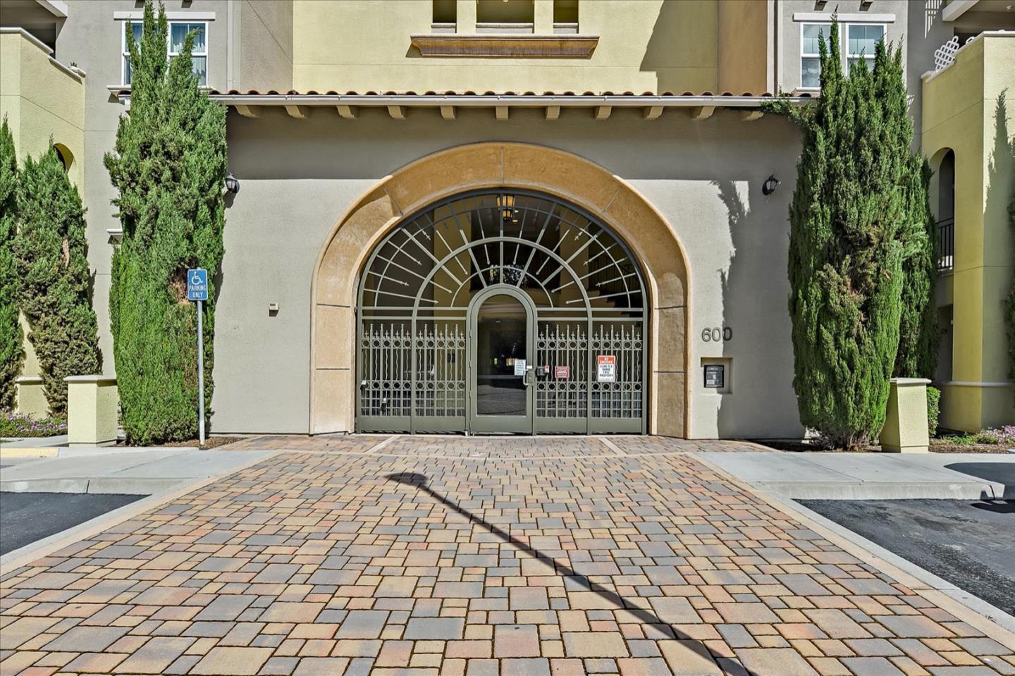 Detail Gallery Image 1 of 1 For 600 S Abel St #510,  Milpitas,  CA 95035 - 1 Beds | 1 Baths