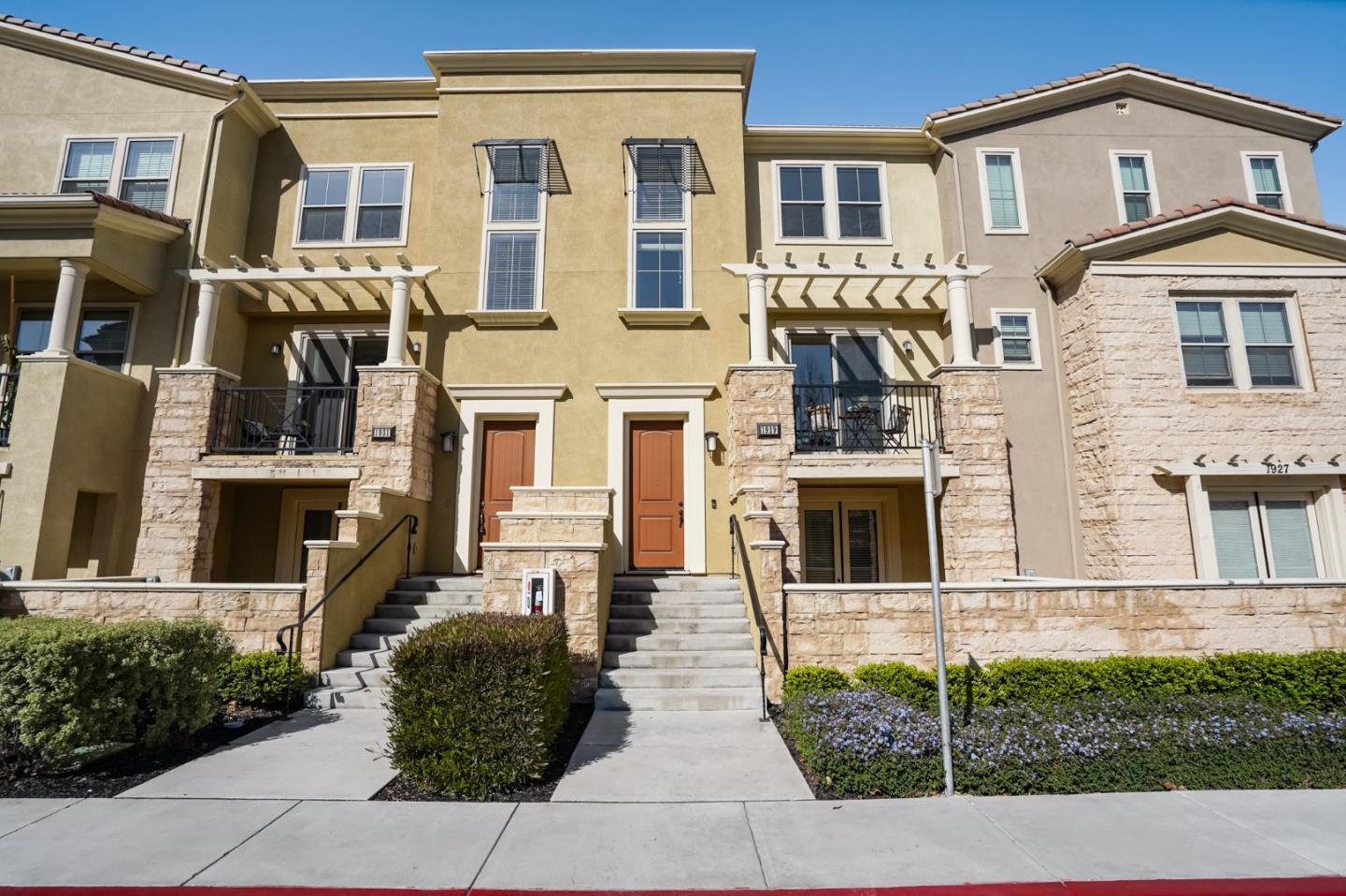 Detail Gallery Image 1 of 1 For 1929 Trento Loop, Milpitas,  CA 95035 - 3 Beds | 3/1 Baths