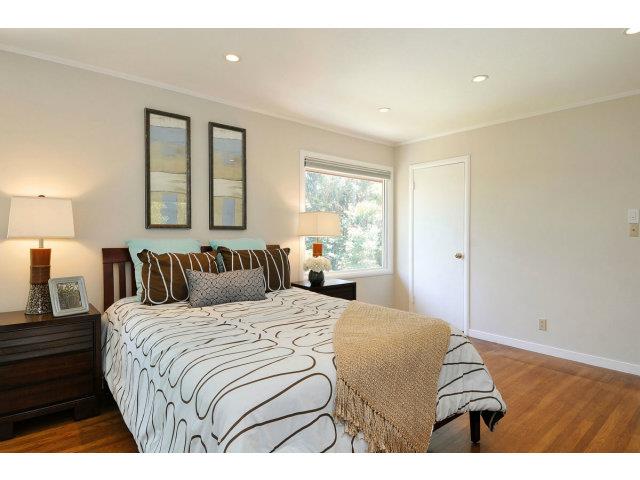 Detail Gallery Image 10 of 22 For 6 Spring Valley Ln, Millbrae,  CA 94030 - 4 Beds | 4 Baths