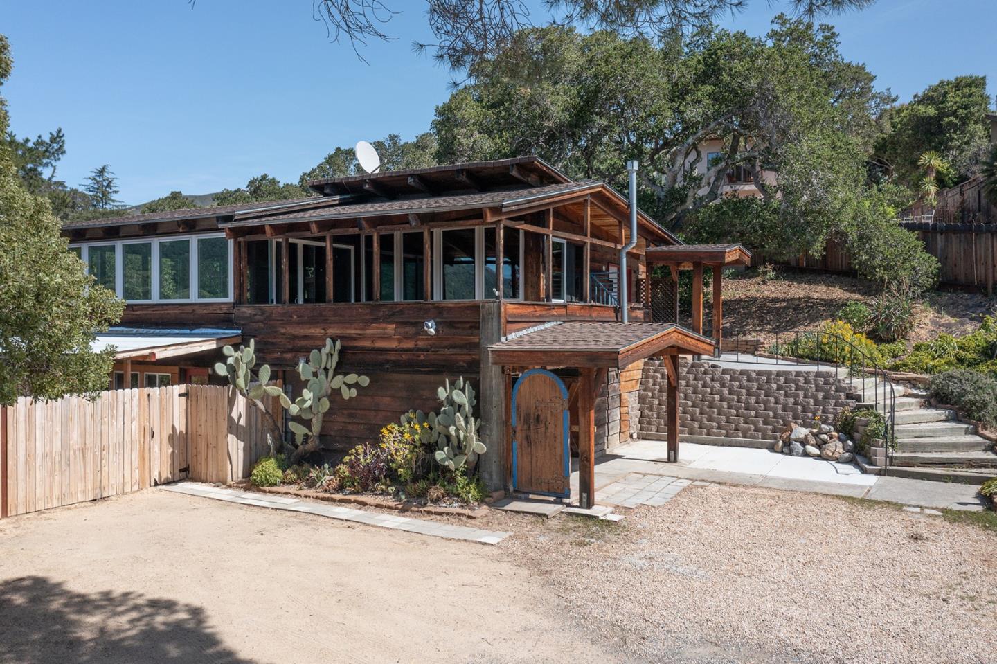 233 Country Club Dr, Carmel Valley, CA 93924 2 Beds 3 Baths (Sold