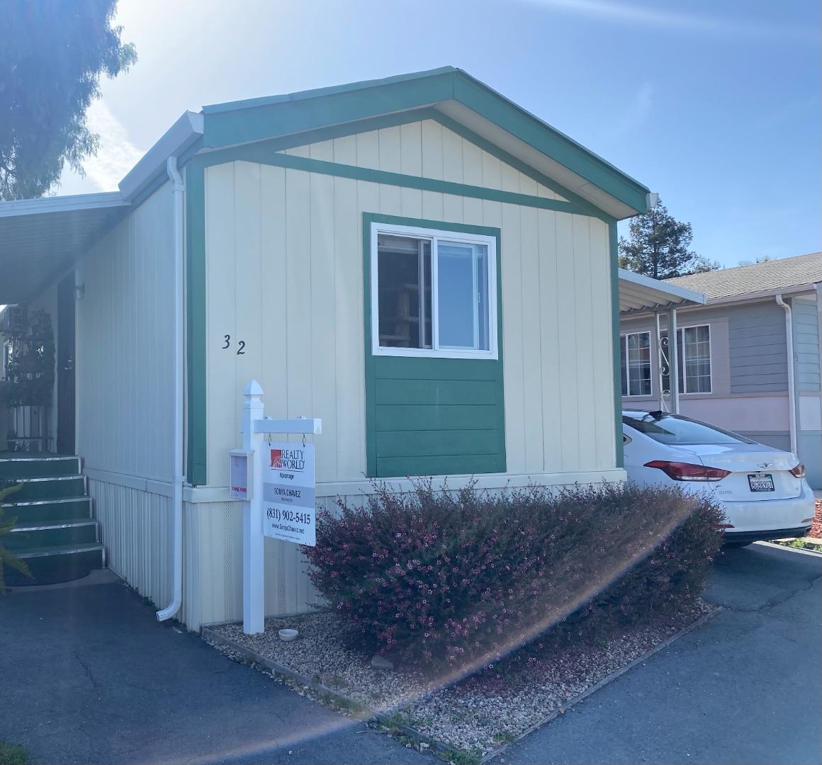 2900 Fairview Rd 32, Hollister, CA 95023 2 Beds 1/1 Baths (Sold