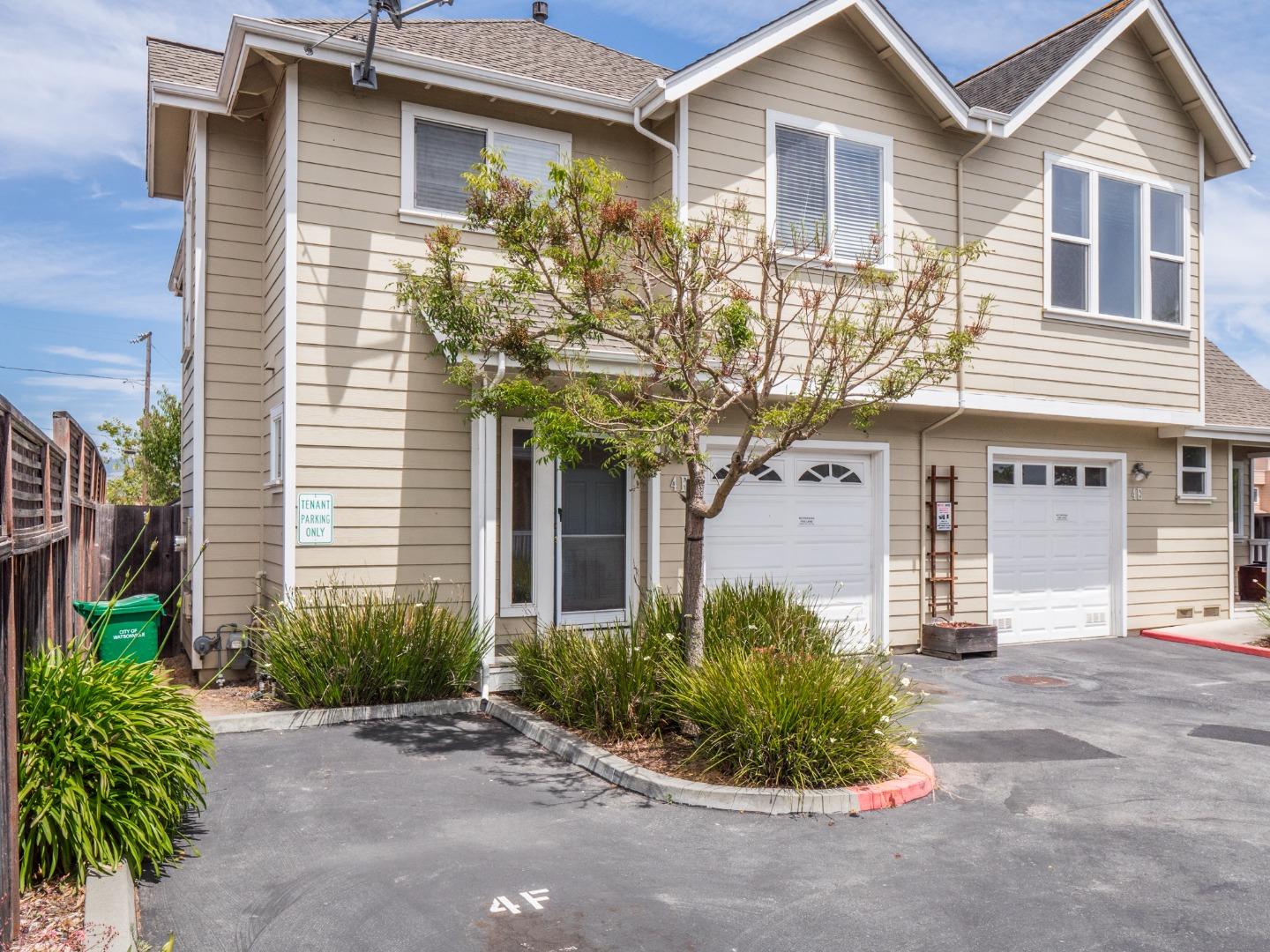 Detail Gallery Image 1 of 15 For 4 Holly Dr #F,  Freedom,  CA 95019 - 2 Beds | 2/1 Baths