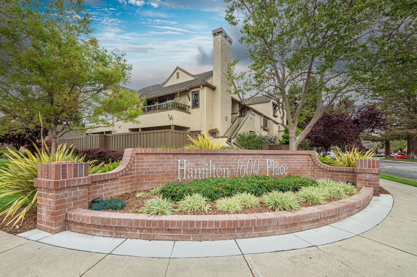 Detail Gallery Image 1 of 1 For 1837 Ashmeade Ct, San Jose,  CA 95125 - 2 Beds | 2 Baths