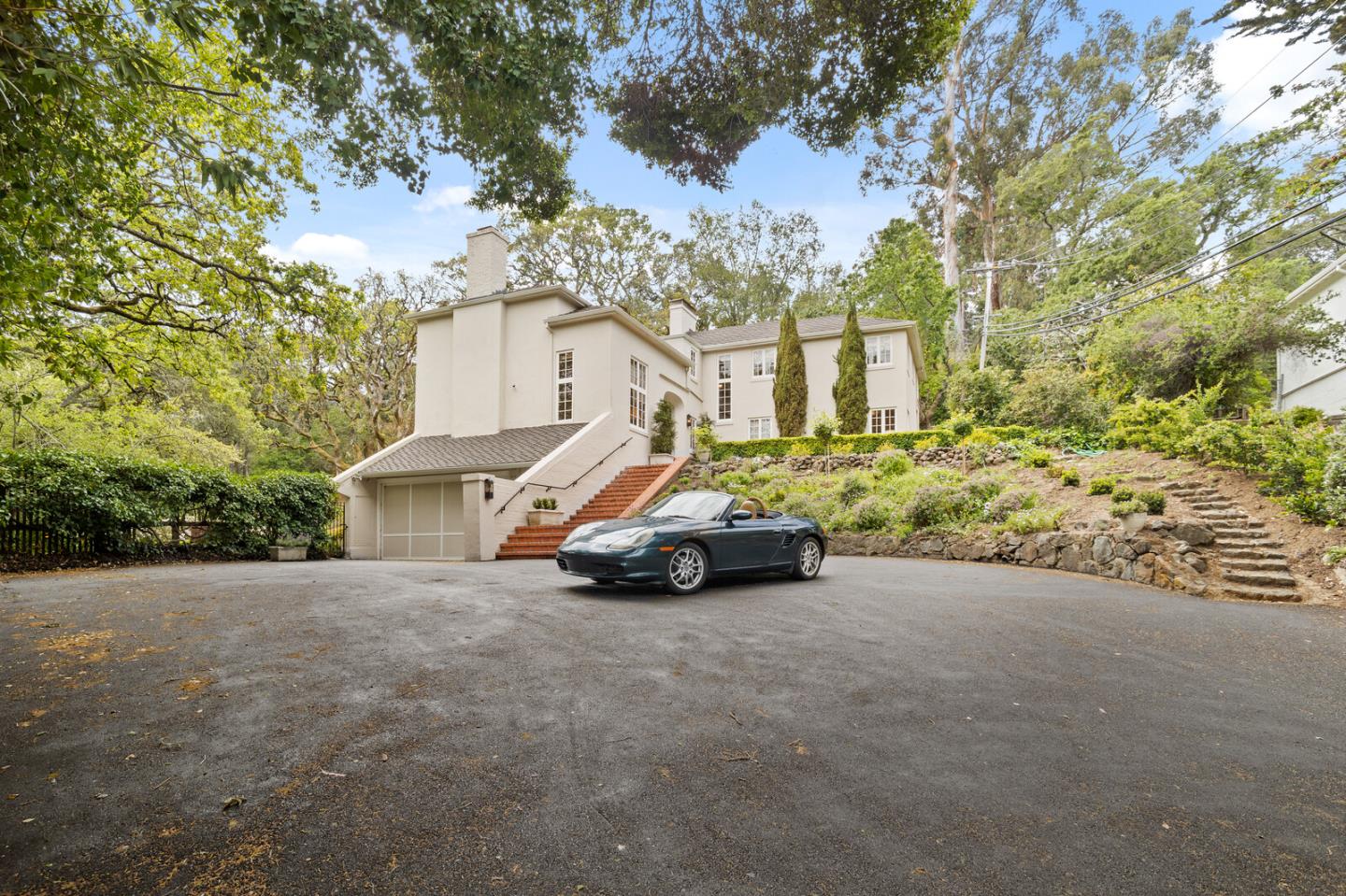 375 Hillsborough Blvd, Hillsborough, CA 94010 4 Beds 3/1 Baths (Sold) ML81887161 MLSL