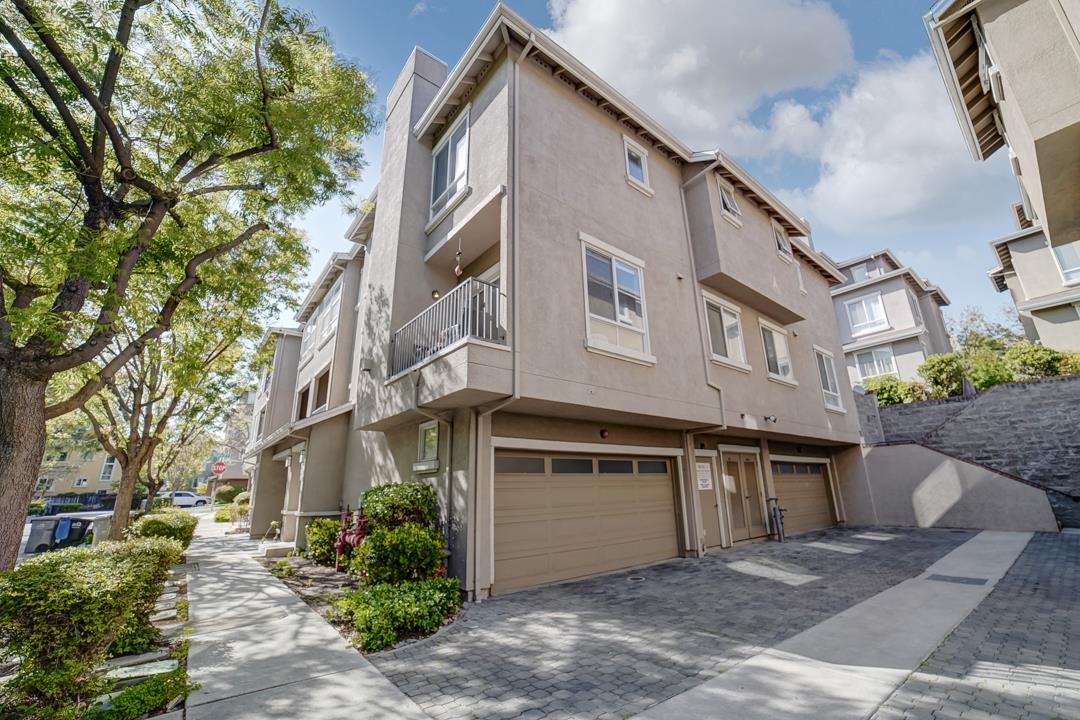 Detail Gallery Image 1 of 1 For 487 White Chapel Ave #305,  San Jose,  CA 95136 - 2 Beds | 2/1 Baths