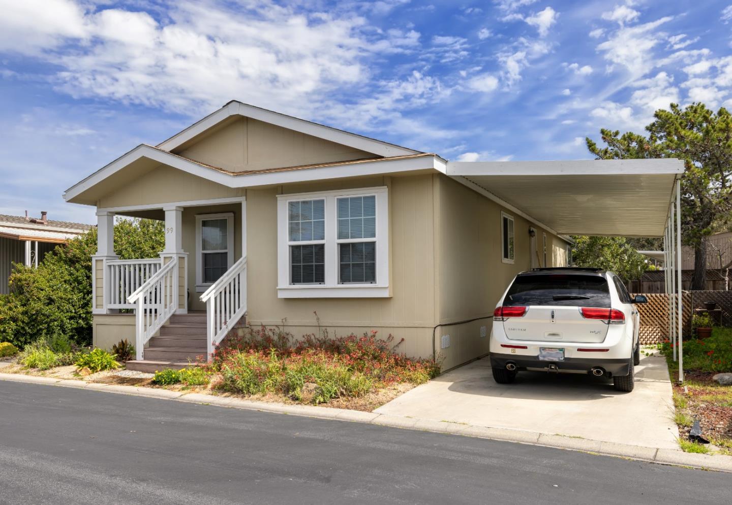 Detail Gallery Image 1 of 1 For 2395 Delaware Ave #99,  Santa Cruz,  CA 95060 - 3 Beds | 2 Baths