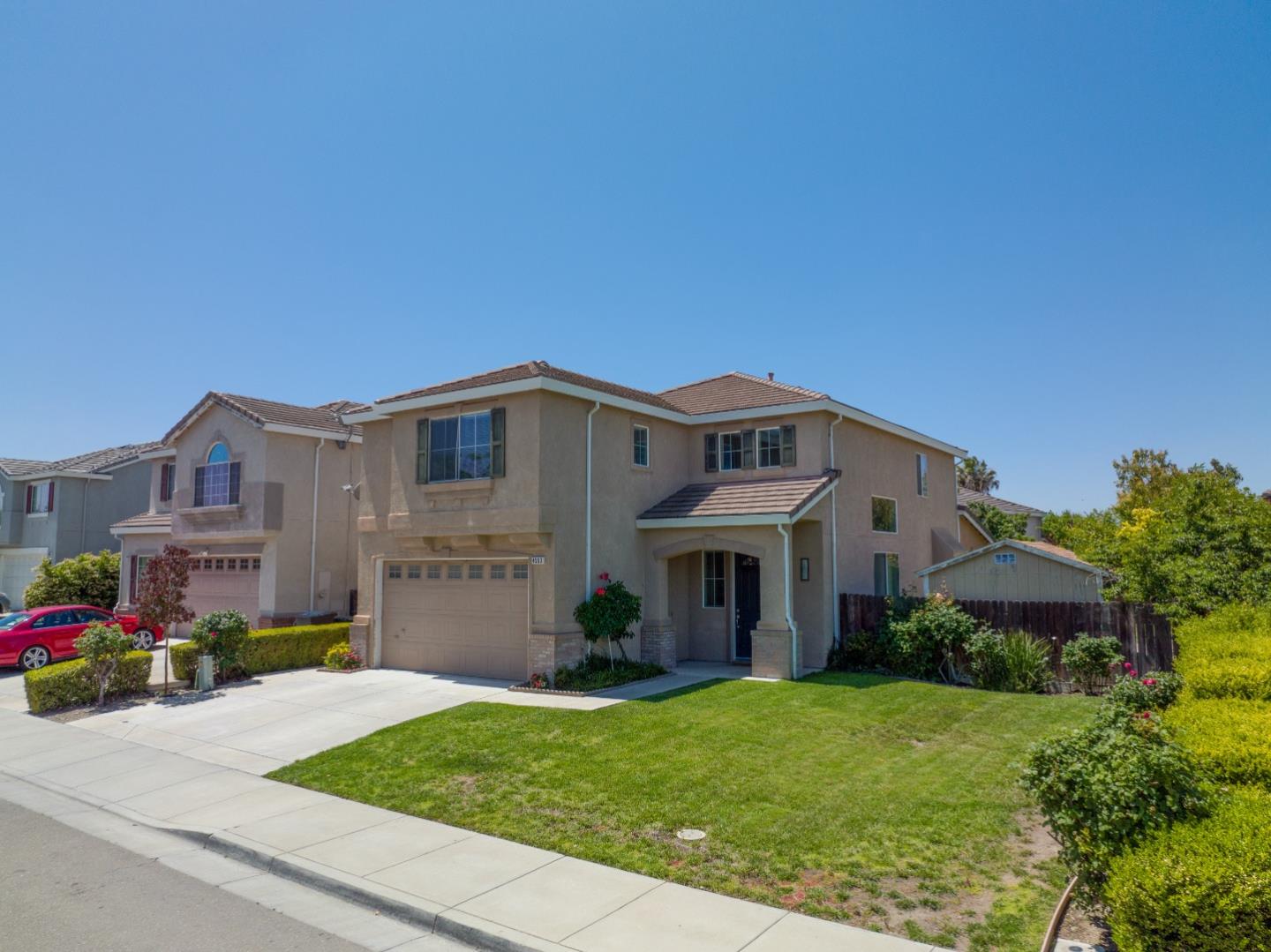 Photo of 4553 Morning Brook Ln in Tracy, CA