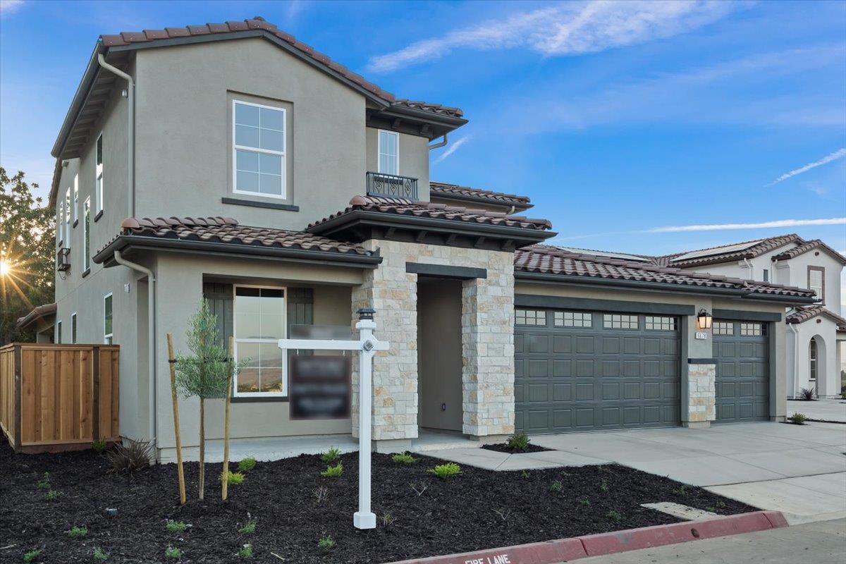 Detail Gallery Image 1 of 1 For 6678 Adare Ct, Gilroy,  CA 95020 - 4 Beds | 2/1 Baths