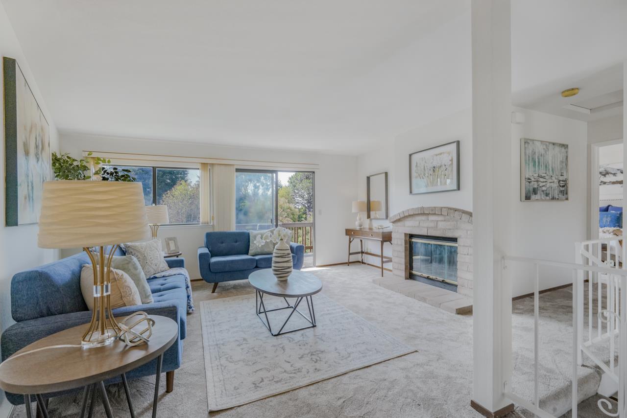 Detail Gallery Image 1 of 1 For 125 Vineyard Ct, Aptos,  CA 95003 - 2 Beds | 2 Baths