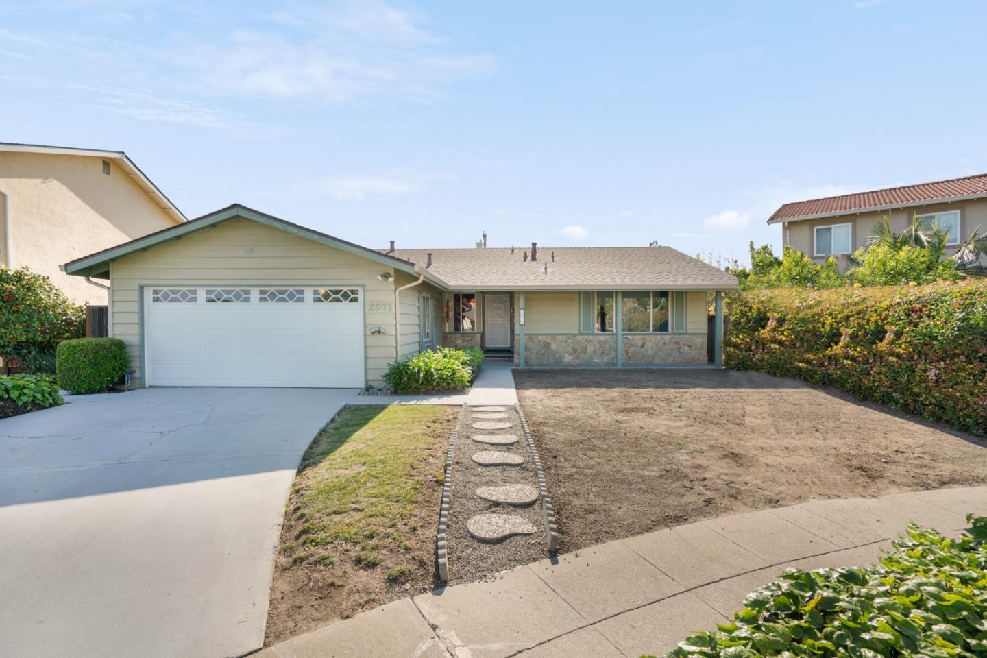 Detail Gallery Image 1 of 1 For 2971 via Del Sol, San Jose,  CA 95132 - 3 Beds | 2 Baths