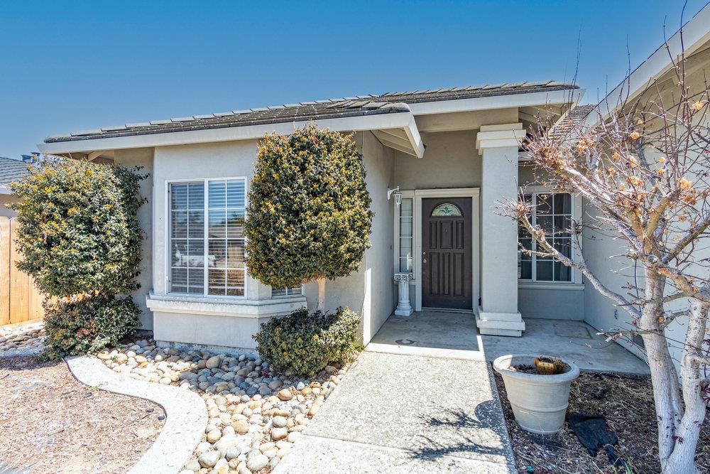 Detail Gallery Image 1 of 1 For 1201 Nez Perce Dr, Hollister,  CA 95023 - 4 Beds | 2 Baths