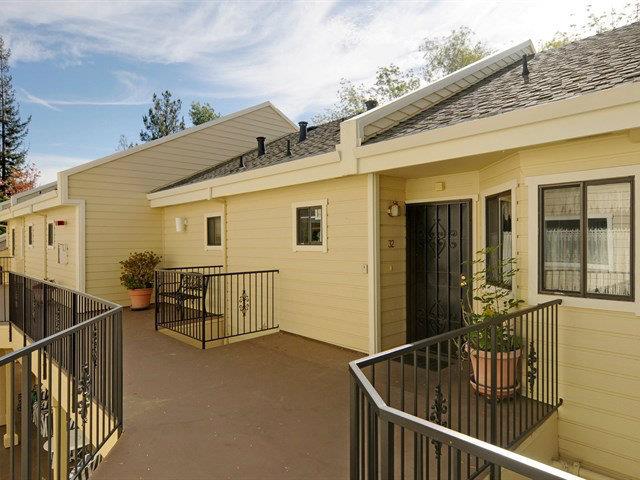 Detail Gallery Image 1 of 1 For 576 W Parr Ave #32,  Los Gatos,  CA 95032 - 2 Beds | 2 Baths