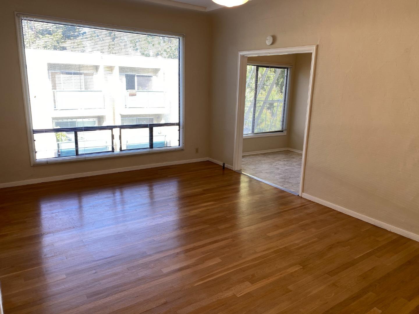 Detail Gallery Image 1 of 1 For 1021 El Camino Real #202,  Burlingame,  CA 94010 - 0 Beds | 1 Baths