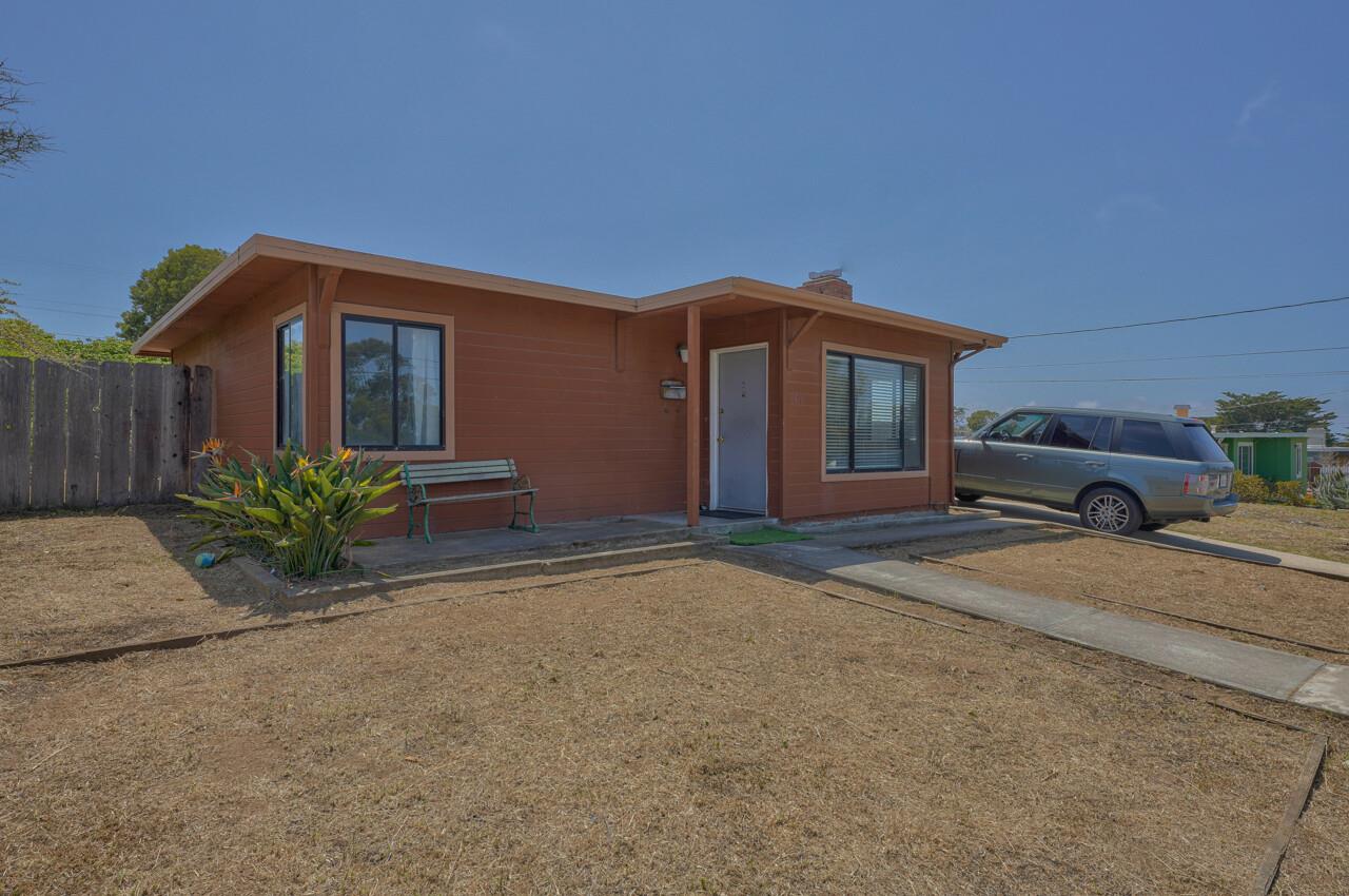 Detail Gallery Image 1 of 1 For 1516 Military Ave, Seaside,  CA 93955 - 2 Beds | 1 Baths