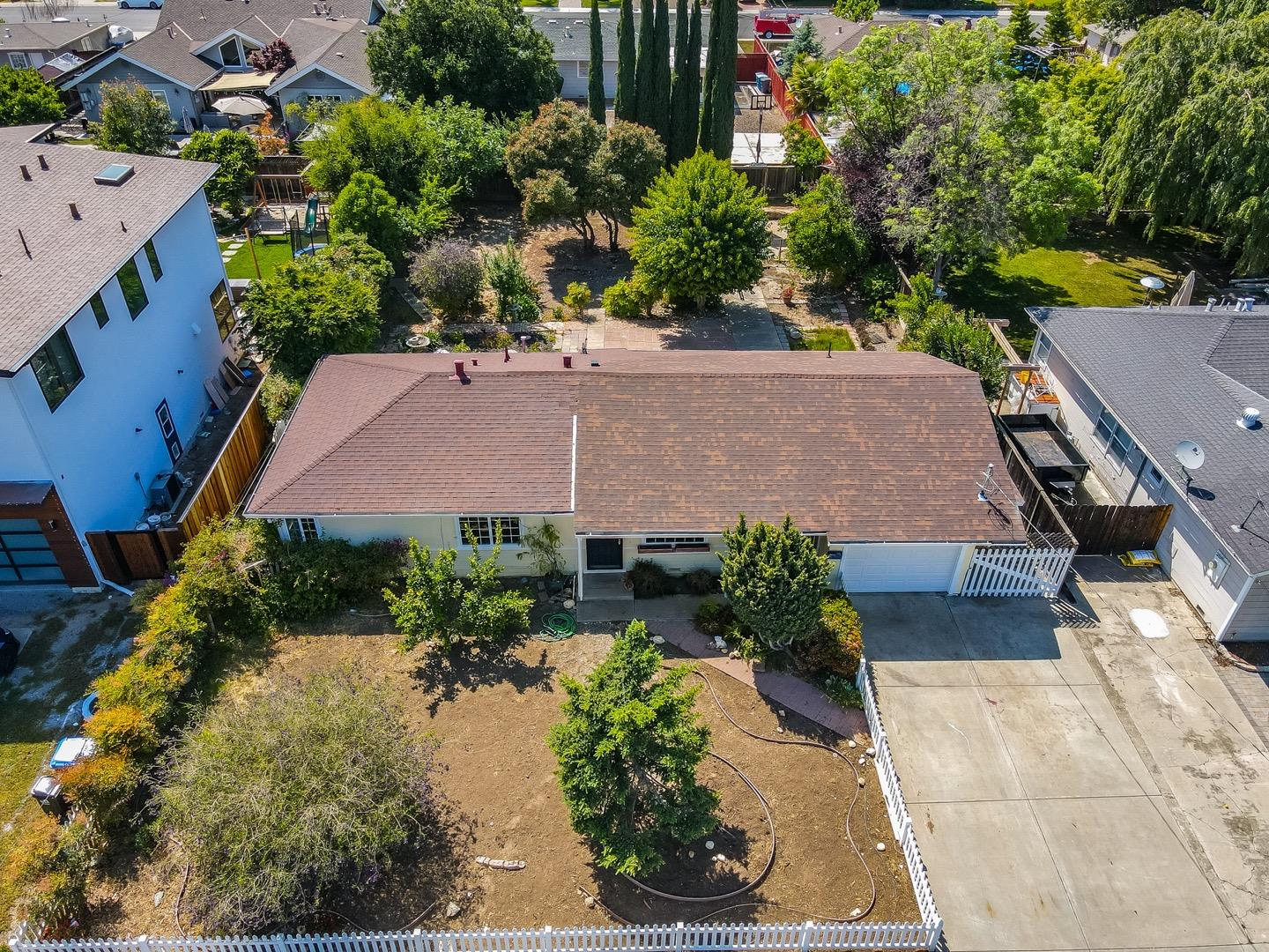Detail Gallery Image 1 of 1 For 417 Fenley Ave, San Jose,  CA 95117 - 3 Beds | 1 Baths