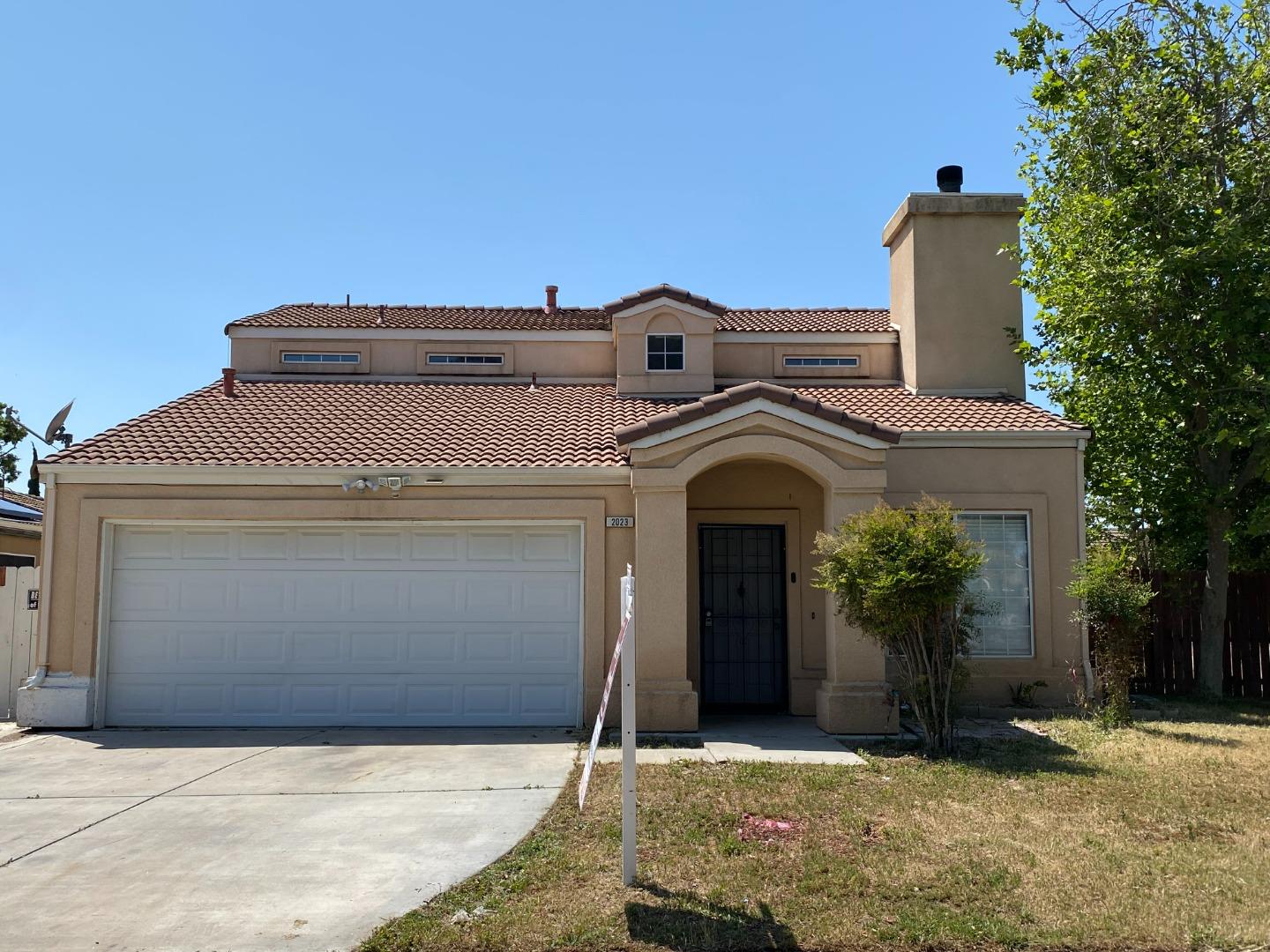 Photo of 2023 Pepperdine Dr in Los Banos, CA