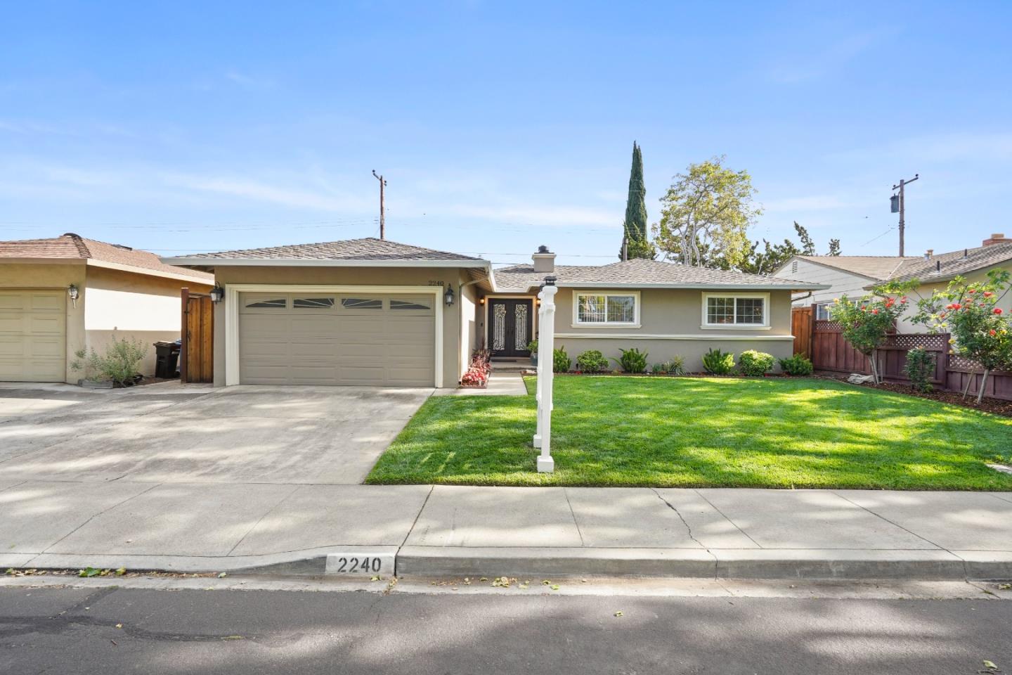 Detail Gallery Image 1 of 1 For 2240 Menzel Pl, Santa Clara,  CA 95050 - 3 Beds | 2/1 Baths