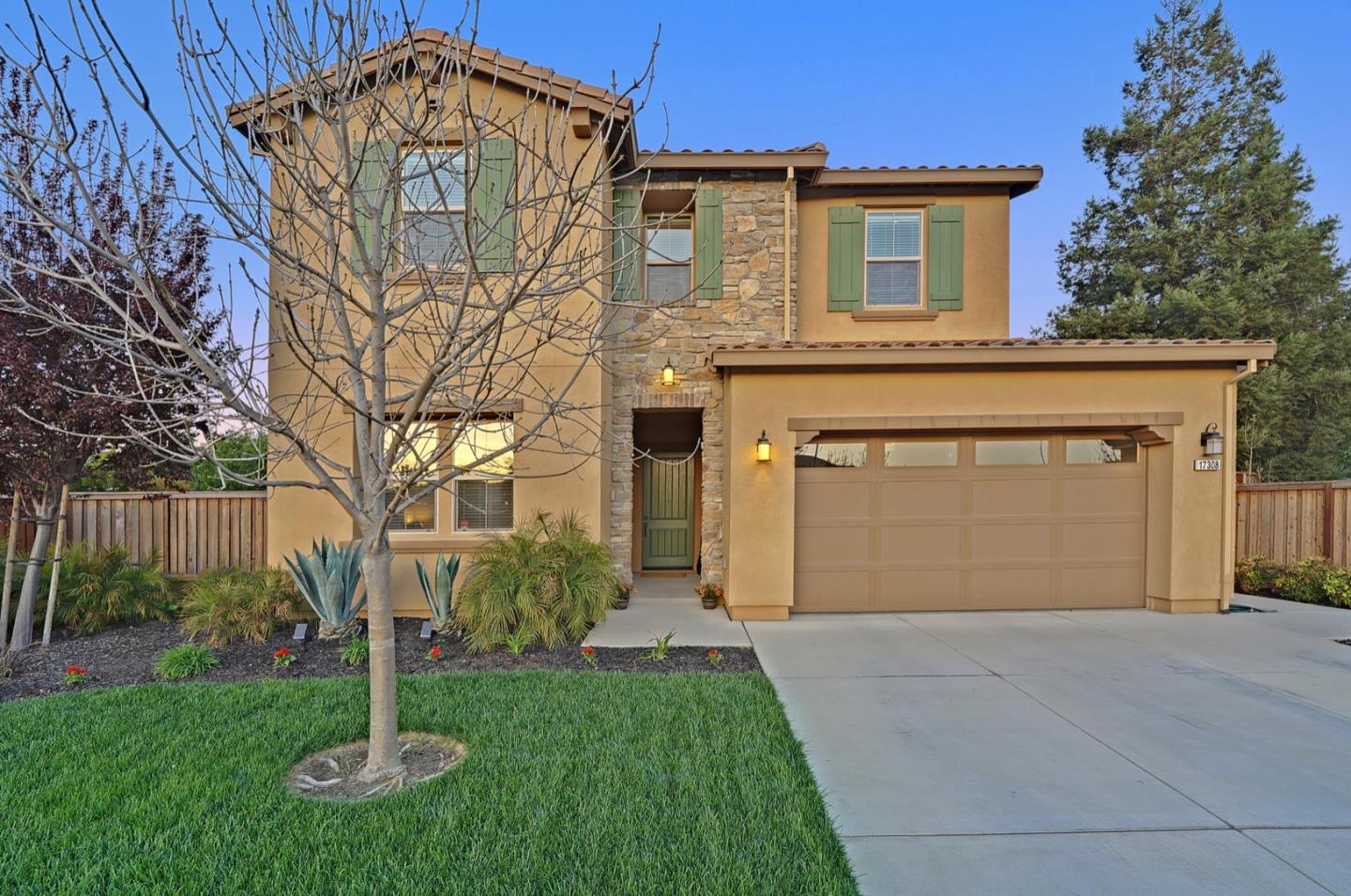 Detail Gallery Image 1 of 1 For 17308 Corsica Way, Morgan Hill,  CA 95037 - 4 Beds | 3/1 Baths