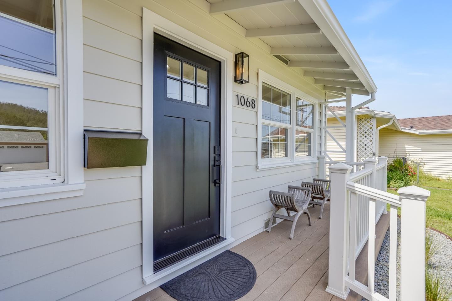 Detail Gallery Image 1 of 1 For 1068 Rosita Rd, Pacifica,  CA 94044 - 3 Beds | 1 Baths