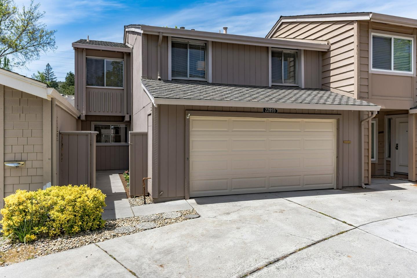 Detail Gallery Image 1 of 1 For 22855 Poplar Grove Sq, Cupertino,  CA 95014 - 3 Beds | 2/1 Baths
