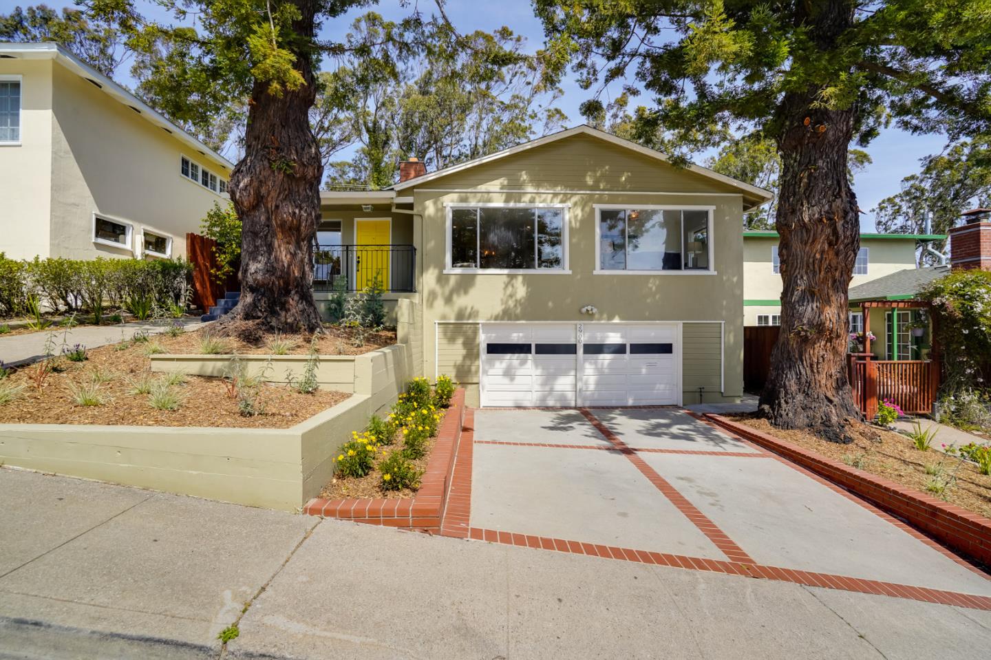 Detail Gallery Image 1 of 1 For 2900 Evergreen Dr, San Bruno,  CA 94066 - 3 Beds | 2 Baths
