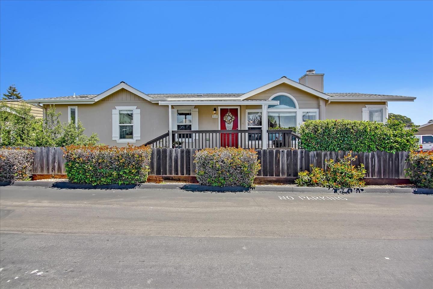 Detail Gallery Image 1 of 1 For 4425 Clares St #68,  Capitola,  CA 95010 - 2 Beds | 2 Baths