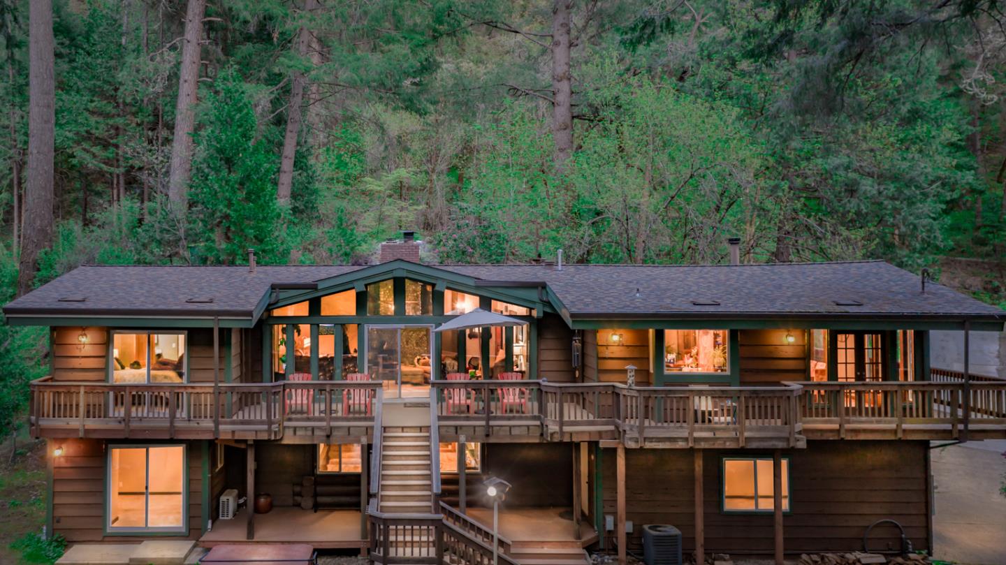 Detail Gallery Image 1 of 1 For 5011 Clear Creek Rd, Placerville,  CA 95667 - 4 Beds | 3/1 Baths