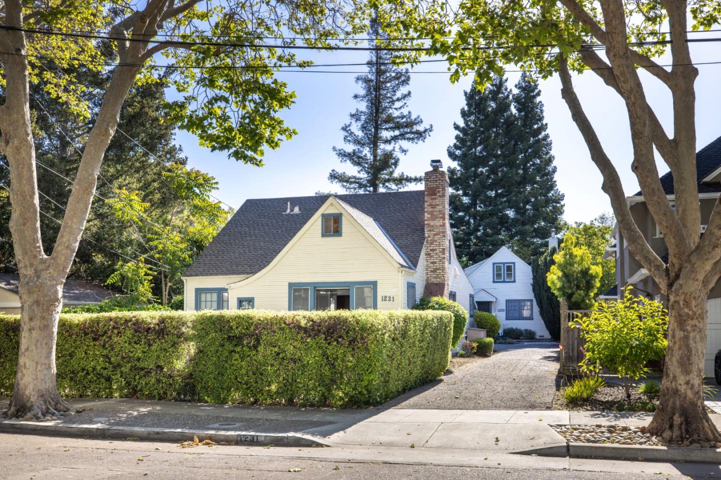 Detail Gallery Image 1 of 1 For 1231-1233 Wilson St, Palo Alto,  CA 94301 - 4 Beds | 2 Baths