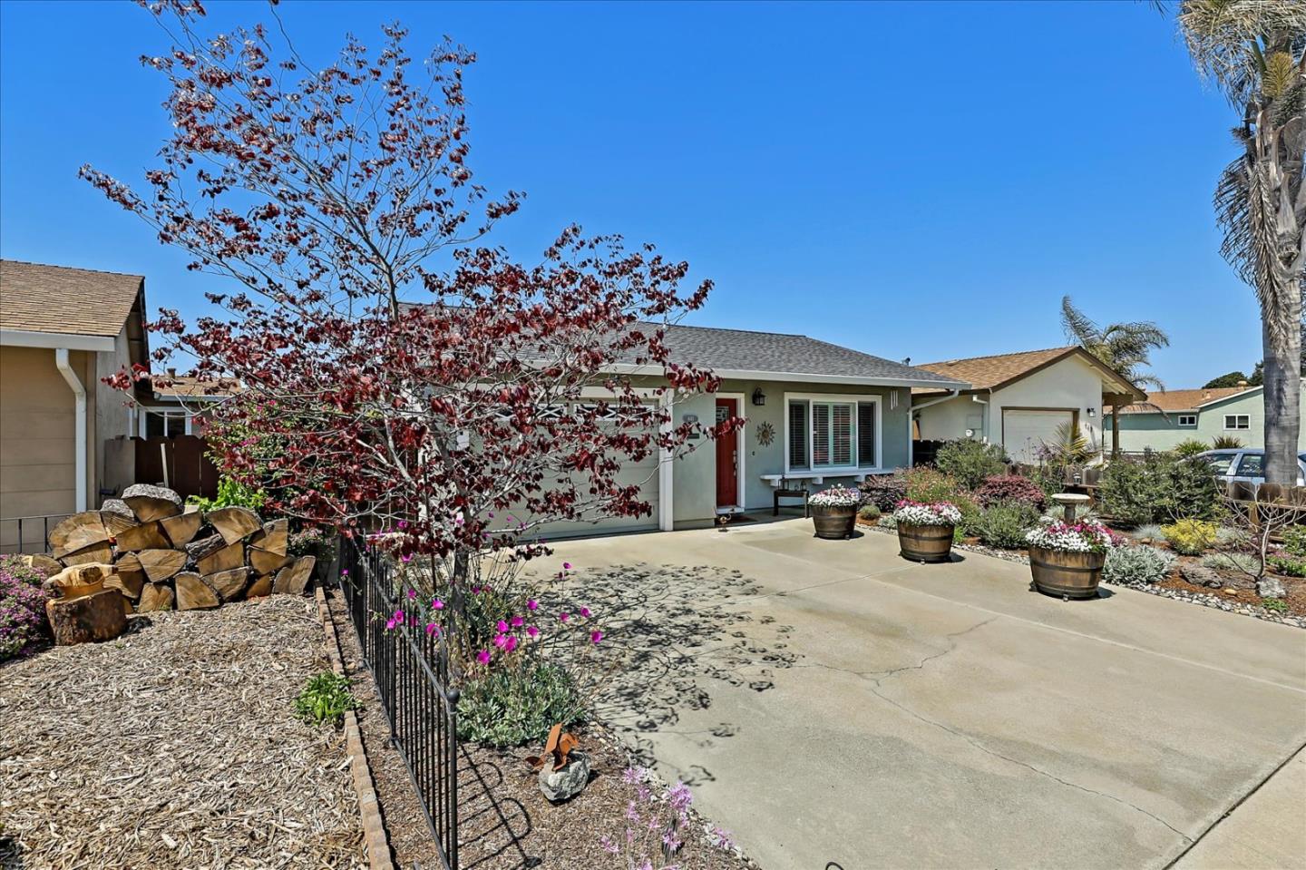 Detail Gallery Image 1 of 1 For 641 Almond Dr, Watsonville,  CA 95076 - 2 Beds | 1 Baths