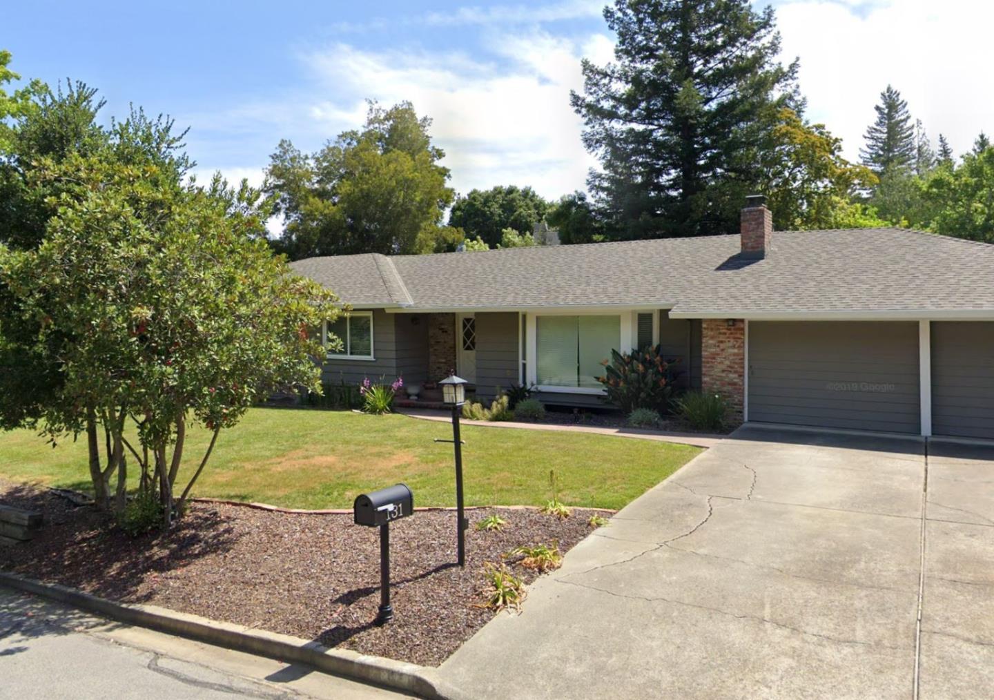 131 Corona Way, Portola Valley, CA 94028 5 Beds 3 Baths (Sold