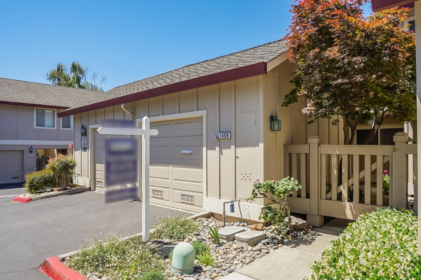 Detail Gallery Image 1 of 1 For 1459 Golden Meadow Sq, San Jose,  CA 95117 - 2 Beds | 2/1 Baths