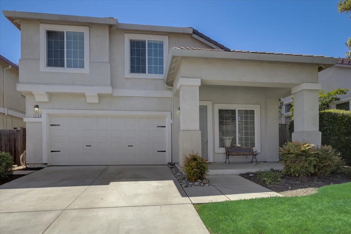 Detail Gallery Image 1 of 1 For 1570 Enterprise Cir, Pittsburg,  CA 94565 - 4 Beds | 2/1 Baths