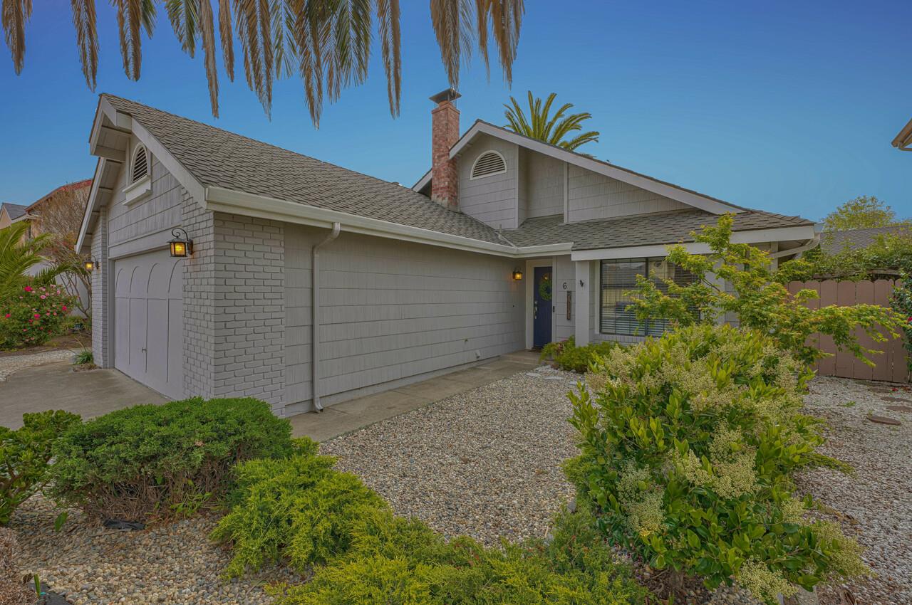 Detail Gallery Image 1 of 1 For 6 Geary Cir, Salinas,  CA 93907 - 3 Beds | 2 Baths