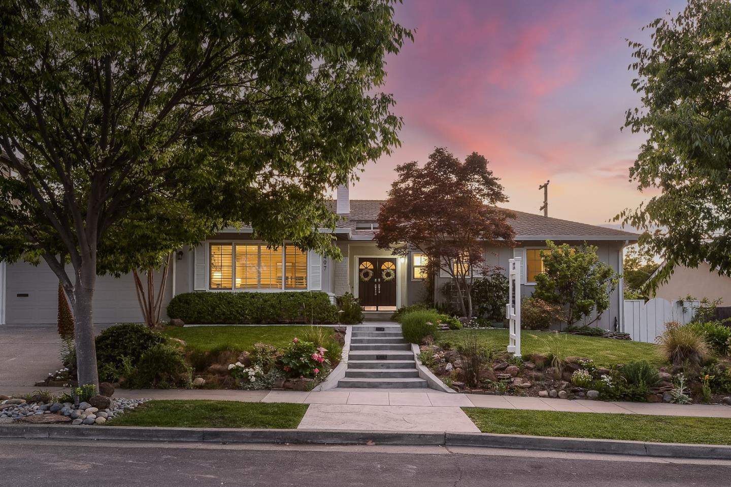 Detail Gallery Image 1 of 1 For 5497 Blossom Terrace Ct, San Jose,  CA 95124 - 4 Beds | 3 Baths