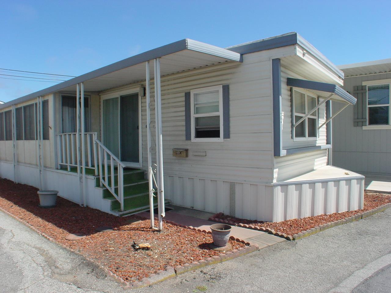 1146 Birch 32, Seaside, CA 93955 1 Beds 1 Baths (Sold