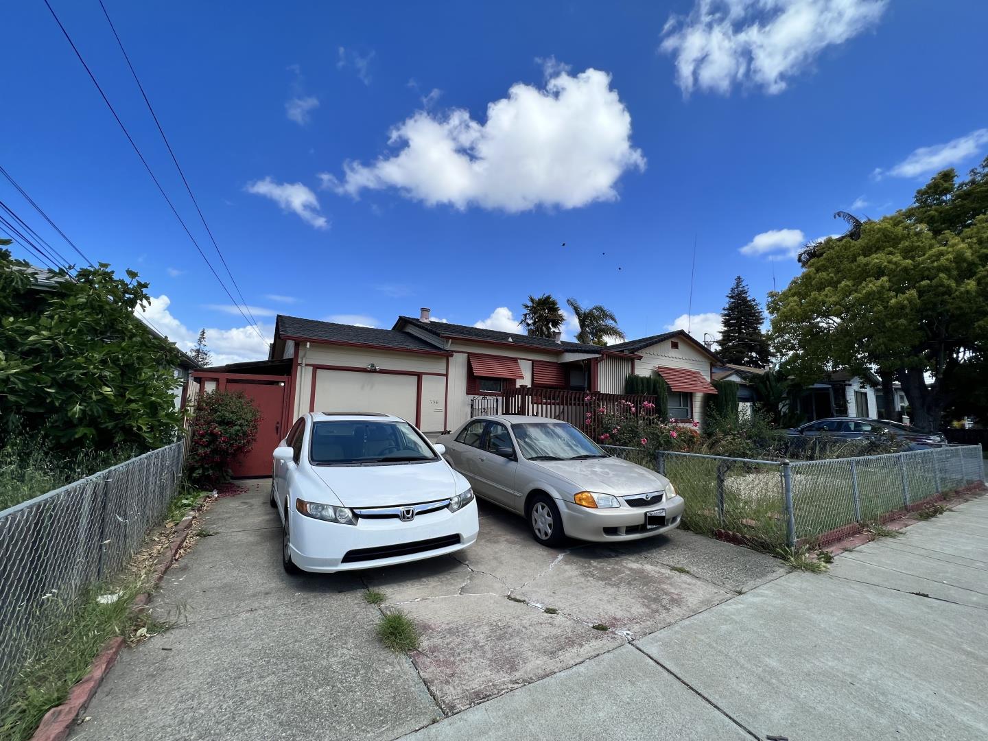 Photo of 336 Orchard Ave in Hayward, CA