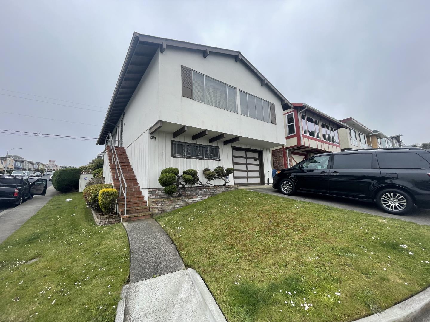 328 Eastmoor AVE, DALY CITY, CA 94015