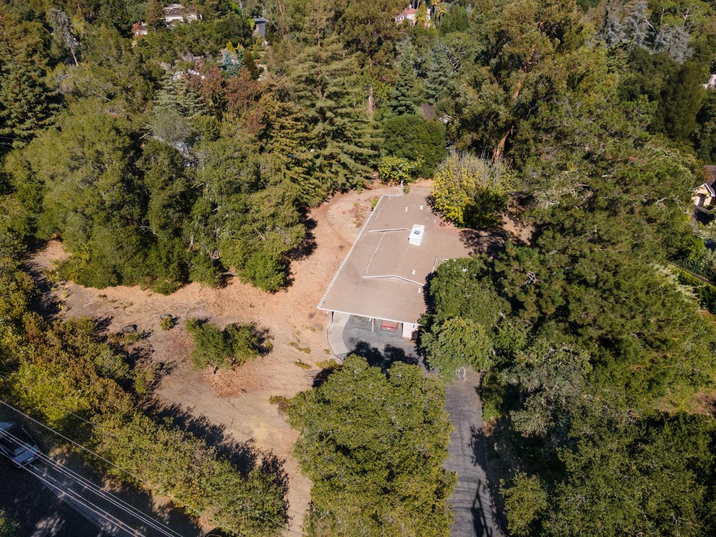 BUILD YOUR DREAM ESTATE!!  LAND VALUE. Amazing one acre property in a quiet and peaceful cul-de-sac surrounded by luxurious estates.  Easy access to 280, Sand Hill Road, Downtown Menlo Park and Palo Alto. Las Lomitas Schools.