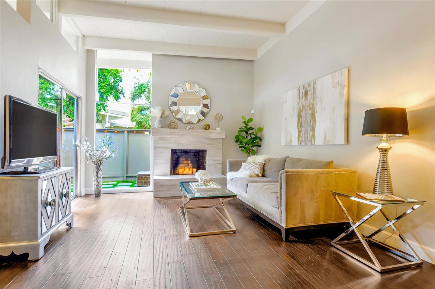 LAS CASITAS Condos For Sale in PALO ALTO San Jose Condo Mania!