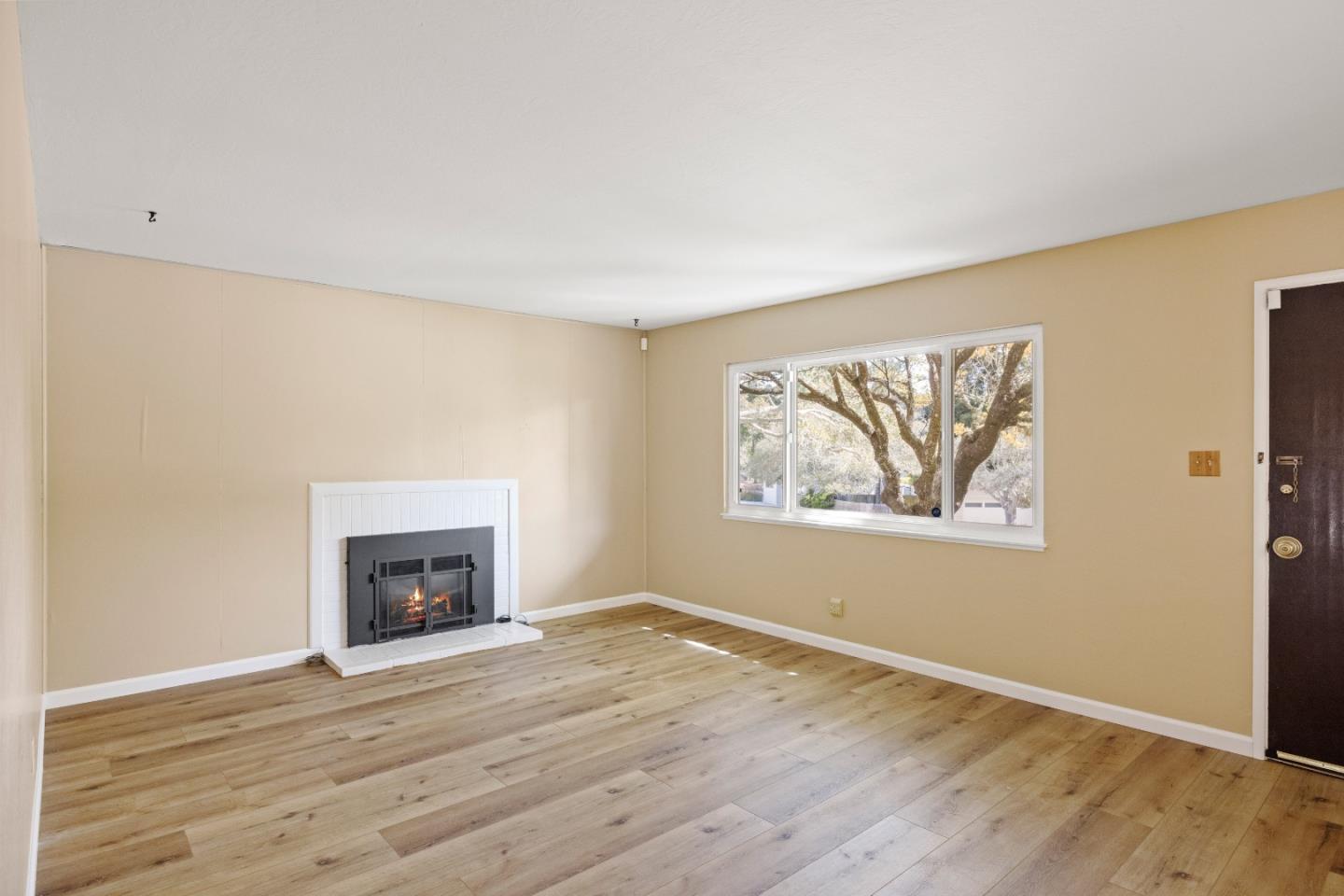 Detail Gallery Image 1 of 1 For 579 Mar Vista Dr, Monterey,  CA 93940 - 3 Beds | 2 Baths