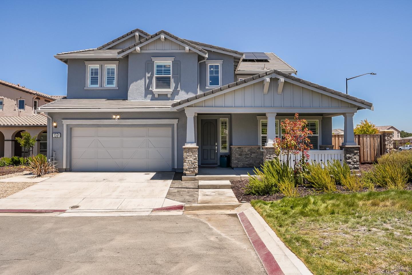 Detail Gallery Image 1 of 61 For 1591 Vinsanto Ct, Gilroy,  CA 95020 - 5 Beds | 4/1 Baths