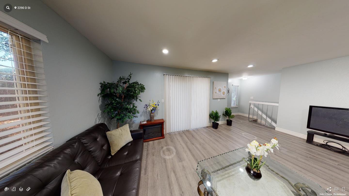 Photo of 2290 D St in Hayward, CA